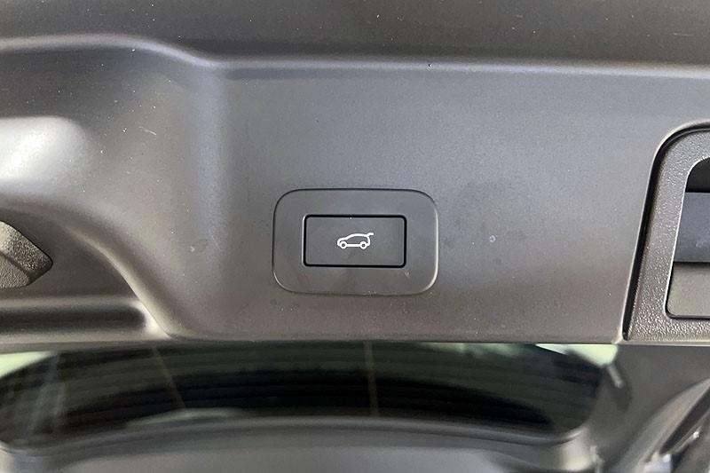 2023 (23) LAND ROVER RANGE ROVER EVOQUE 2.0 D200 R-Dynamic HSE 5dr Auto 5153975