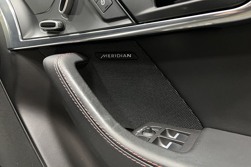 2019 (19) JAGUAR F-TYPE 3.0 [380] Supercharged V6 R-Dynamic 2dr Auto 5148707