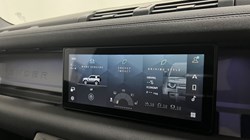 2022 (22) LAND ROVER DEFENDER 3.0 D250 X-Dynamic SE 90 3dr Auto 5178686