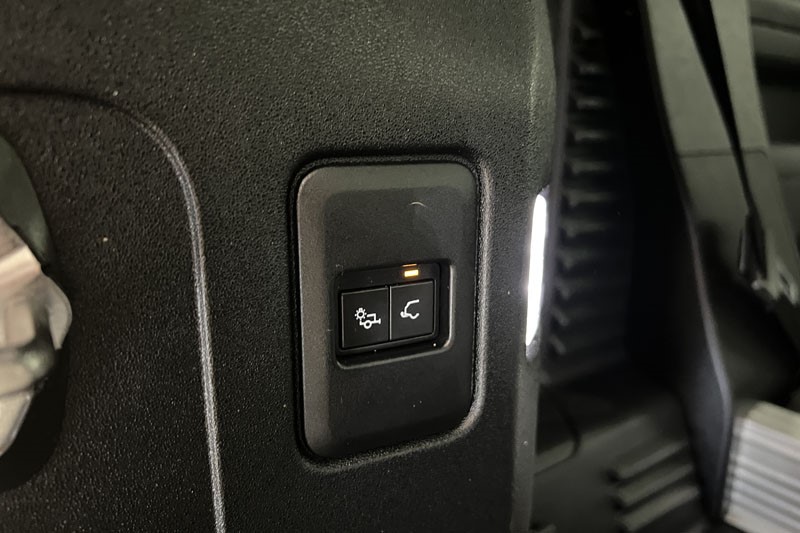 2022 (22) LAND ROVER DEFENDER 3.0 D250 X-Dynamic SE 90 3dr Auto 5178698