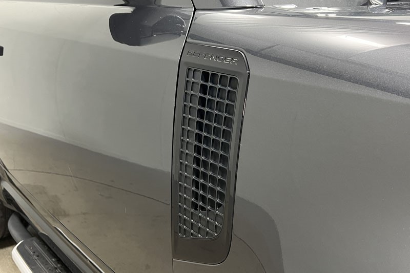 2022 (22) LAND ROVER DEFENDER 3.0 D250 X-Dynamic SE 90 3dr Auto 5178705