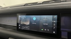 2022 (22) LAND ROVER DEFENDER 3.0 D250 X-Dynamic SE 90 3dr Auto 5178684