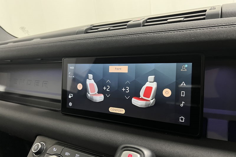 2022 (22) LAND ROVER DEFENDER 3.0 D250 X-Dynamic SE 90 3dr Auto 5178689