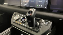 2022 (22) LAND ROVER DEFENDER 3.0 D250 X-Dynamic SE 90 3dr Auto 5178680