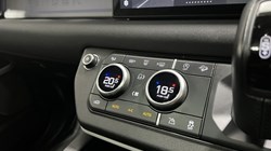 2022 (22) LAND ROVER DEFENDER 3.0 D250 X-Dynamic SE 90 3dr Auto 5178681