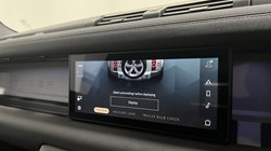 2022 (22) LAND ROVER DEFENDER 3.0 D250 X-Dynamic SE 90 3dr Auto 5178690