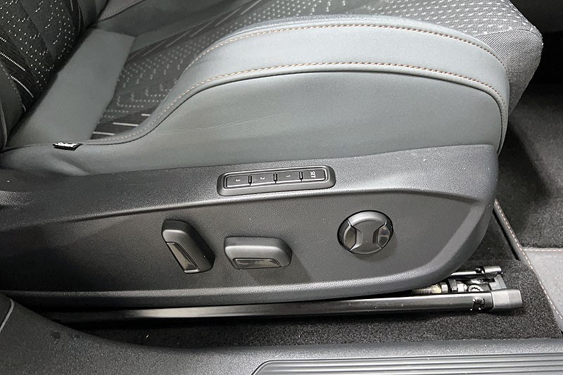 2024 (74) CUPRA BORN 240kW e-Boost VZ 79kWh 5dr Auto 5147597