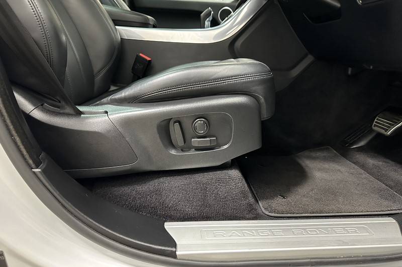 2022 (22) LAND ROVER RANGE ROVER SPORT 3.0 D300 HSE Silver 5dr Auto 5157097