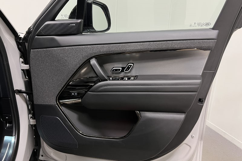 2025 (25) LAND ROVER RANGE ROVER SPORT 3.0 D300 Dynamic SE 5dr Auto 5163861