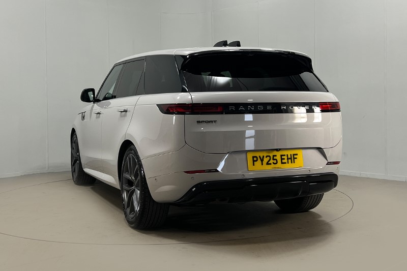 2025 (25) LAND ROVER RANGE ROVER SPORT 3.0 D300 Dynamic SE 5dr Auto