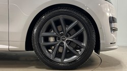 2025 (25) LAND ROVER RANGE ROVER SPORT 3.0 D300 Dynamic SE 5dr Auto 5163856