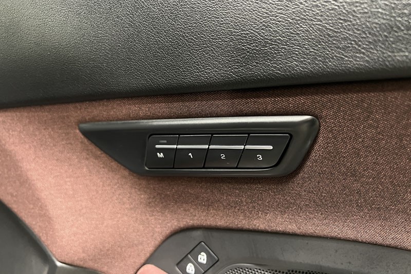 2023 (23) JAGUAR E-PACE 1.5 P300e R-Dynamic HSE 5dr Auto 5185054