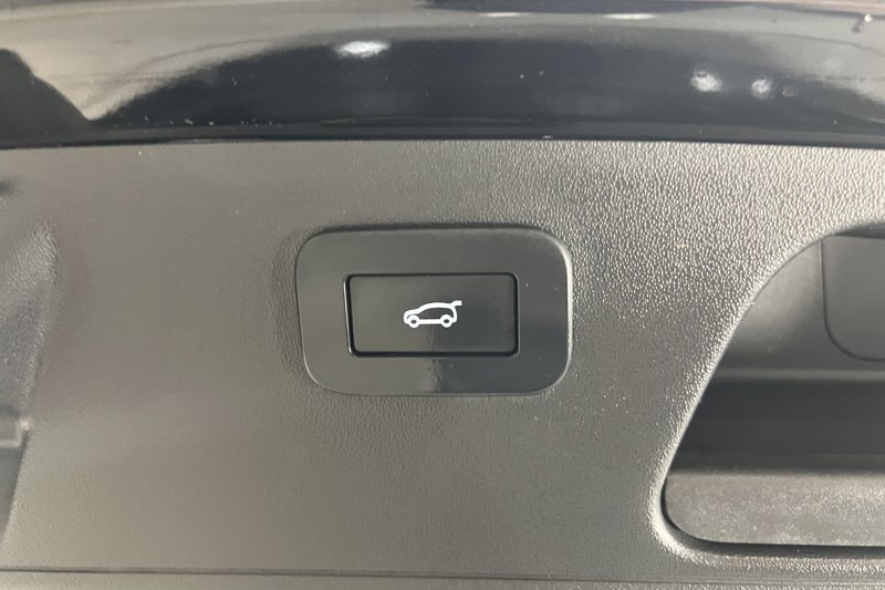 2023 (23) JAGUAR E-PACE 1.5 P300e R-Dynamic HSE 5dr Auto 5185075