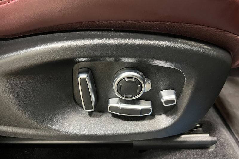 2023 (23) JAGUAR E-PACE 1.5 P300e R-Dynamic HSE 5dr Auto 5185056