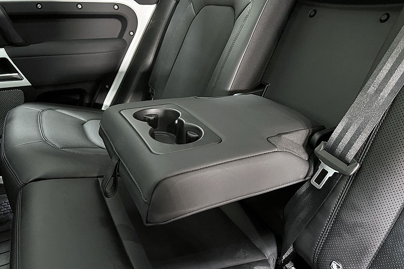 2022 (72) LAND ROVER DEFENDER 3.0 D250 SE 110 5dr Auto 5164391