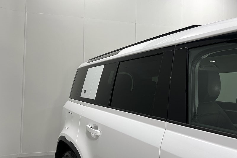 2022 (72) LAND ROVER DEFENDER 3.0 D250 SE 110 5dr Auto 5164396