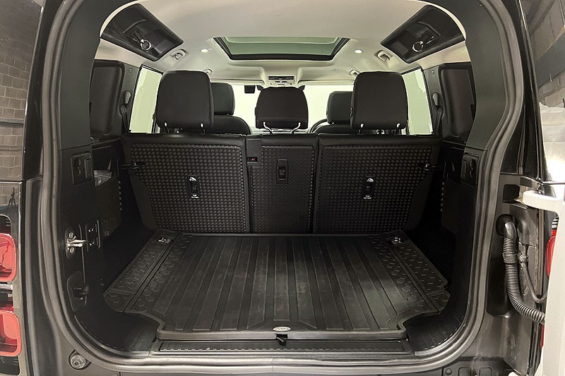 2022 (72) LAND ROVER DEFENDER 3.0 D250 SE 110 5dr Auto 5164392