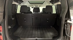 2022 (72) LAND ROVER DEFENDER 3.0 D250 SE 110 5dr Auto 5164392