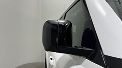 2022 (72) LAND ROVER DEFENDER 3.0 D250 SE 110 5dr Auto 5164398