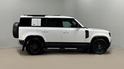 2022 (72) LAND ROVER DEFENDER 3.0 D250 SE 110 5dr Auto 5164359
