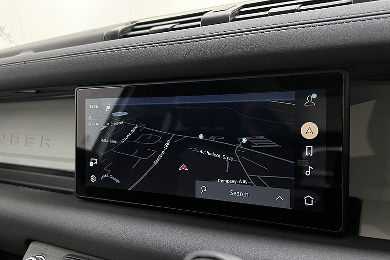 2022 (72) LAND ROVER DEFENDER 3.0 D250 SE 110 5dr Auto 5164380