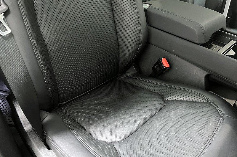 2022 (72) LAND ROVER DEFENDER 3.0 D250 SE 110 5dr Auto 5164372