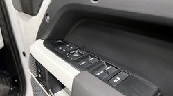 2022 (72) LAND ROVER DEFENDER 3.0 D250 SE 110 5dr Auto 5164369