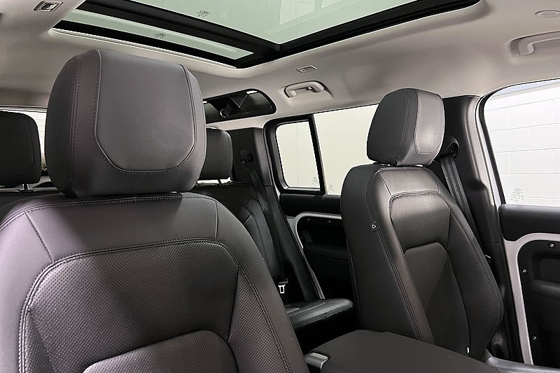 2022 (72) LAND ROVER DEFENDER 3.0 D250 SE 110 5dr Auto 5164373