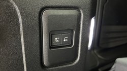 2022 (72) LAND ROVER DEFENDER 3.0 D300 SE 110 5dr Auto 5163526