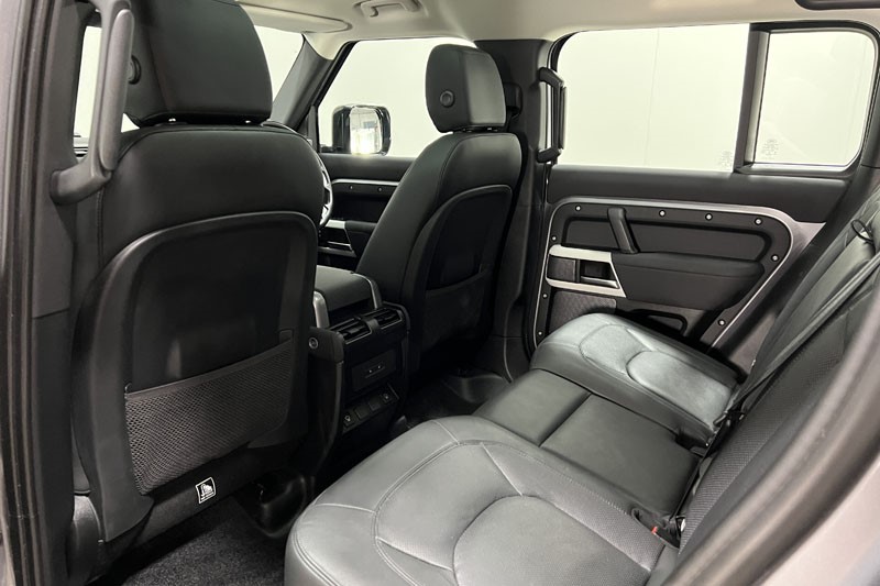 2022 (72) LAND ROVER DEFENDER 3.0 D300 SE 110 5dr Auto 5163521