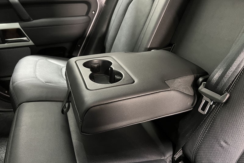 2022 (72) LAND ROVER DEFENDER 3.0 D300 SE 110 5dr Auto 5163523