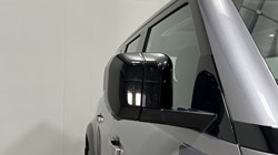 2022 (72) LAND ROVER DEFENDER 3.0 D300 SE 110 5dr Auto 5163532