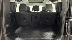 2022 (72) LAND ROVER DEFENDER 3.0 D300 SE 110 5dr Auto 5163524