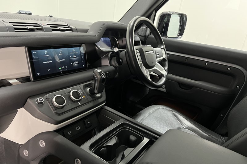 2022 (72) LAND ROVER DEFENDER 3.0 D300 SE 110 5dr Auto 5163520