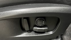 2022 (72) LAND ROVER DEFENDER 3.0 D300 SE 110 5dr Auto 5163502