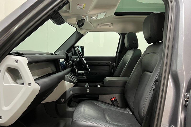 2022 (72) LAND ROVER DEFENDER 3.0 D300 SE 110 5dr Auto 5163488