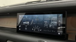 2022 (72) LAND ROVER DEFENDER 3.0 D300 SE 110 5dr Auto 5163515