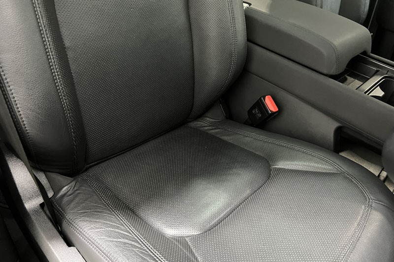 2022 (72) LAND ROVER DEFENDER 3.0 D300 SE 110 5dr Auto 5163503