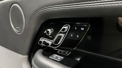 2021 (21) LAND ROVER RANGE ROVER 3.0 D300 Vogue 4dr Auto 5157732