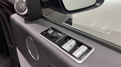 2021 (21) LAND ROVER RANGE ROVER 3.0 D300 Vogue 4dr Auto 5157734