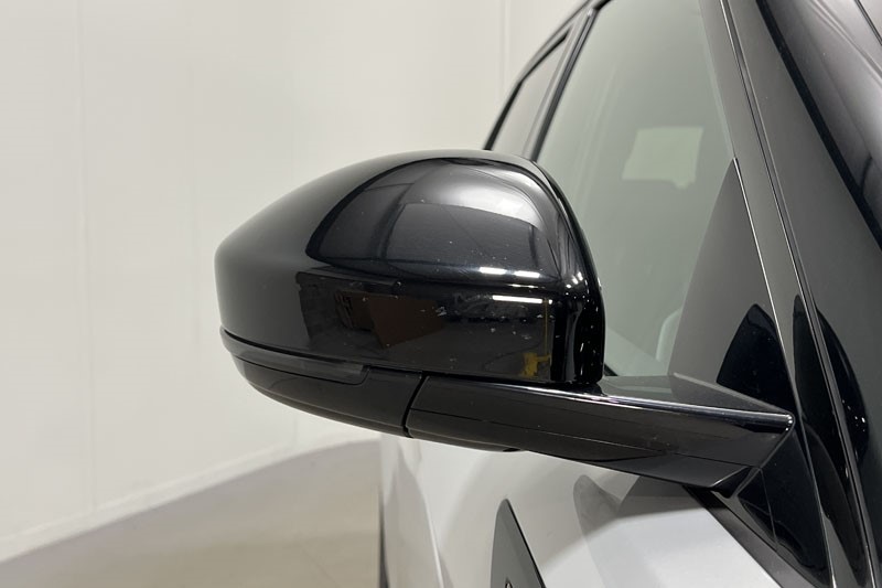 2020 (70) LAND ROVER RANGE ROVER EVOQUE 2.0 D180 First Edition 5dr Auto 5163422