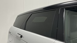 2020 (70) LAND ROVER RANGE ROVER EVOQUE 2.0 D180 First Edition 5dr Auto 5163420