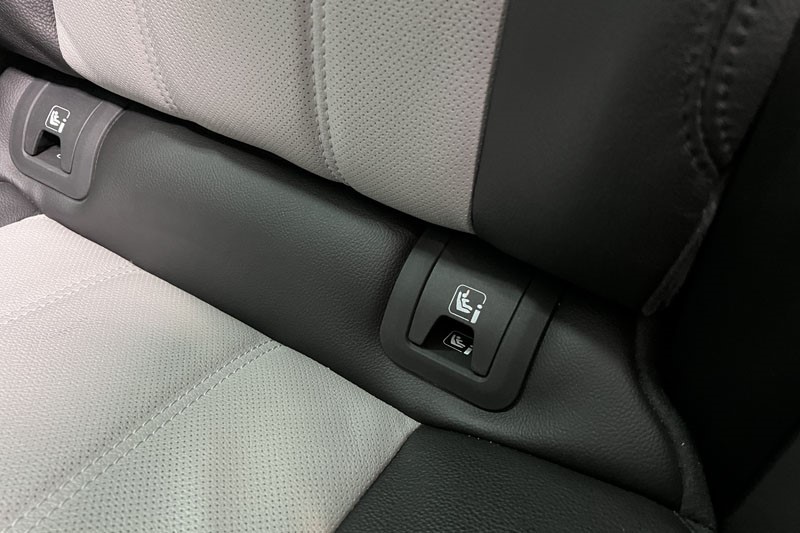 2020 (70) LAND ROVER RANGE ROVER EVOQUE 2.0 D180 First Edition 5dr Auto 5163414