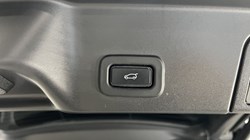 2020 (70) LAND ROVER RANGE ROVER EVOQUE 2.0 D180 First Edition 5dr Auto 5163417