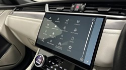 2022 (72) JAGUAR F-PACE 2.0 D200 R-Dynamic SE 5dr Auto AWD 5167565