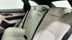 2022 (72) JAGUAR F-PACE 2.0 D200 R-Dynamic SE 5dr Auto AWD 5167574