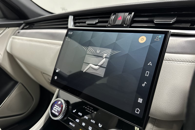 2022 (72) JAGUAR F-PACE 2.0 D200 R-Dynamic SE 5dr Auto AWD 5167568