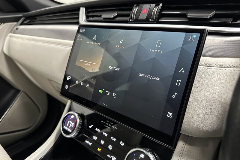 2022 (72) JAGUAR F-PACE 2.0 D200 R-Dynamic SE 5dr Auto AWD 5167564