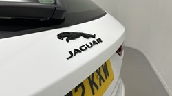 2022 (72) JAGUAR F-PACE 2.0 D200 R-Dynamic SE 5dr Auto AWD 5167583