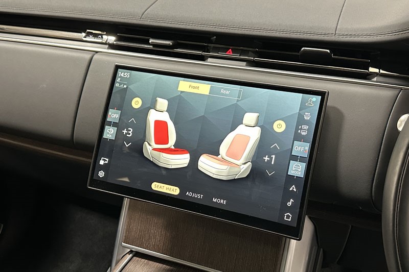 2024 (24) LAND ROVER RANGE ROVER 3.0 D300 SE 4dr Auto 5166044